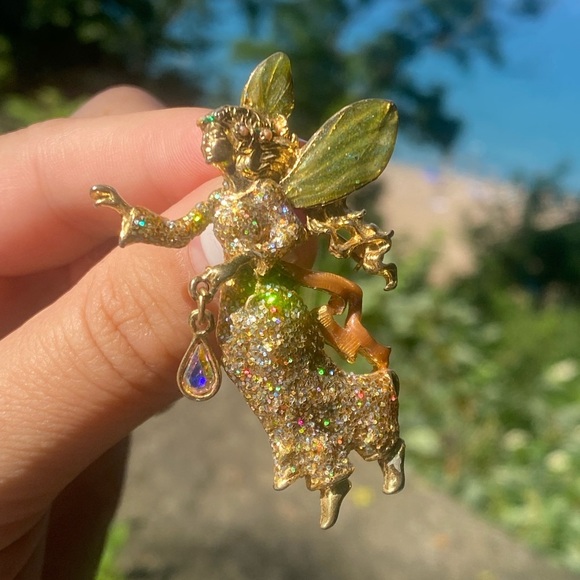 Kirks Folly Jewelry - Kirks Folly fairy gold tone vintage crystal pin brooch